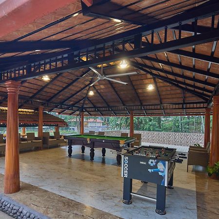 Regenta Resort 瑟格莱什布尔 外观 照片