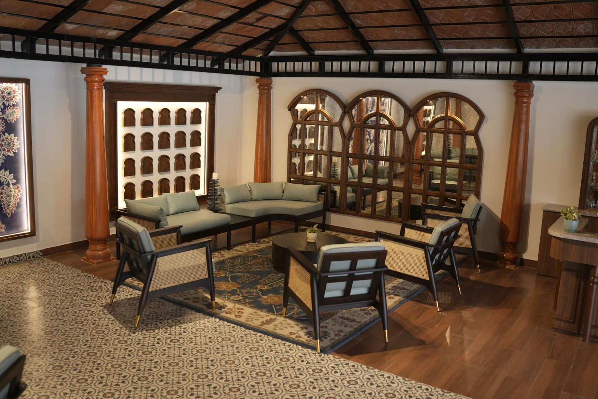 Regenta Resort 瑟格莱什布尔 外观 照片
