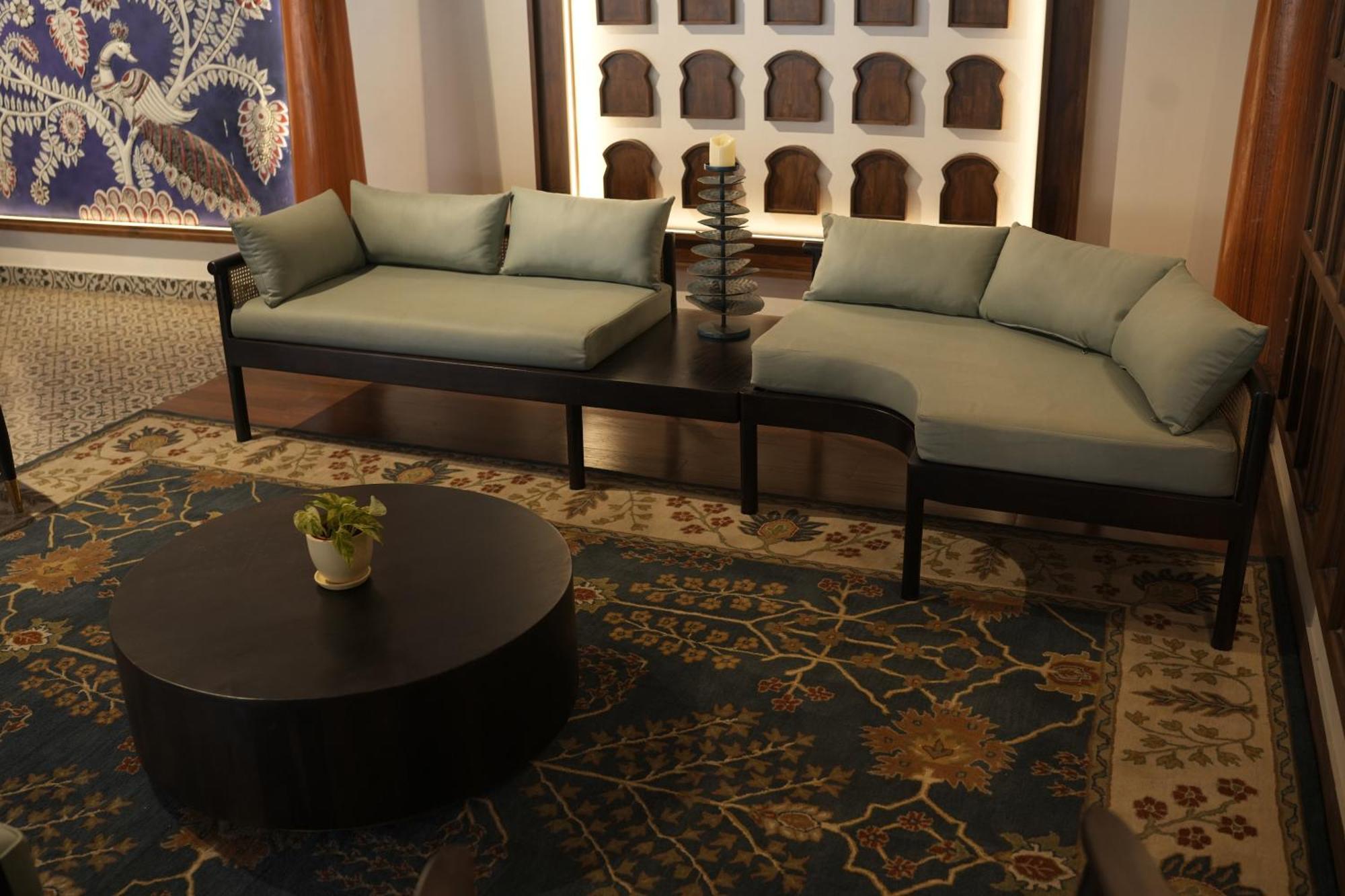 Regenta Resort 瑟格莱什布尔 外观 照片