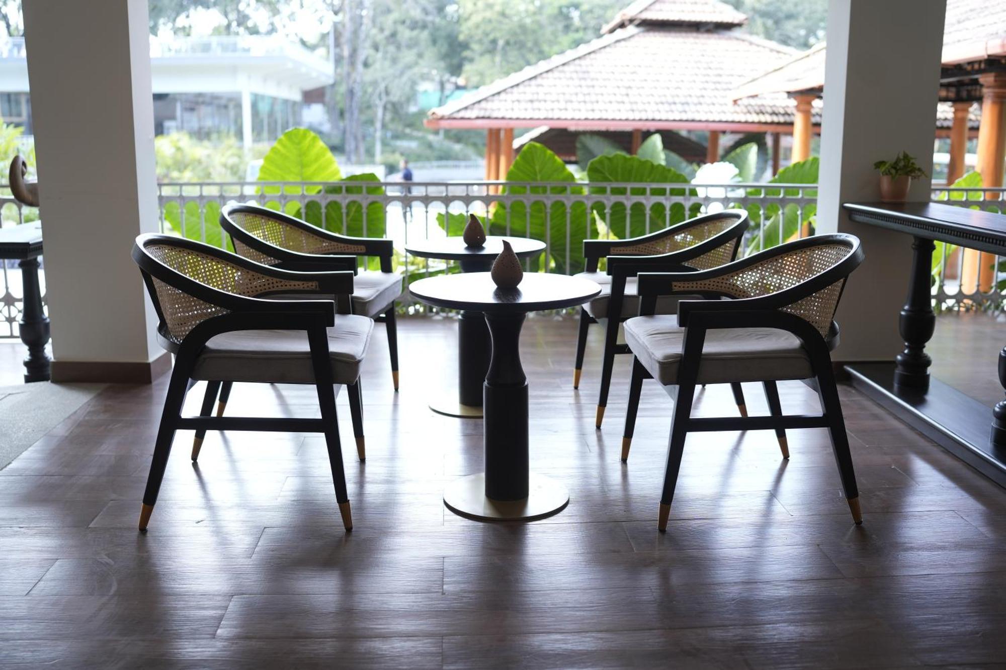 Regenta Resort 瑟格莱什布尔 外观 照片